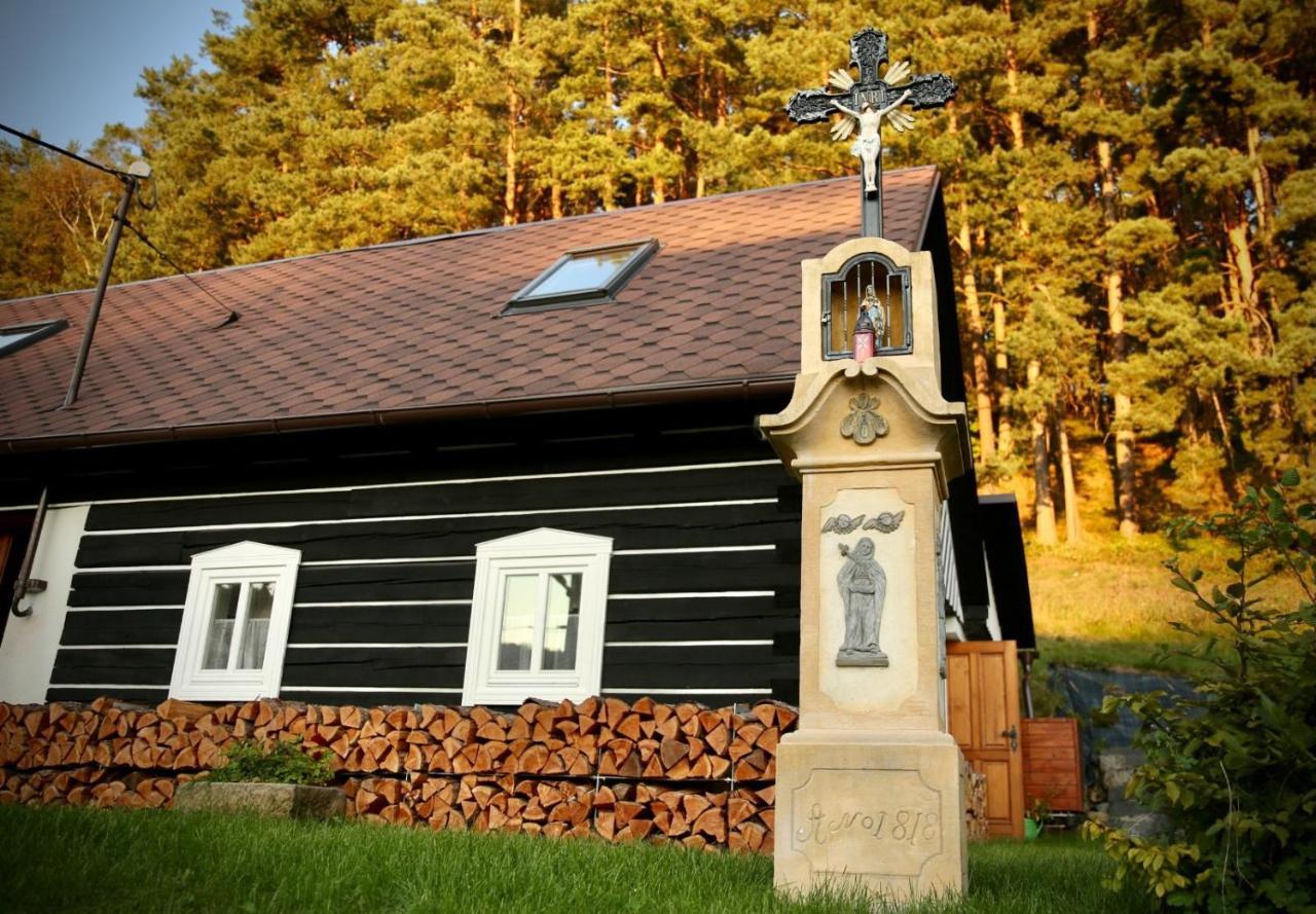 Roubenka 1818 Villa Vselibice Bagian luar foto